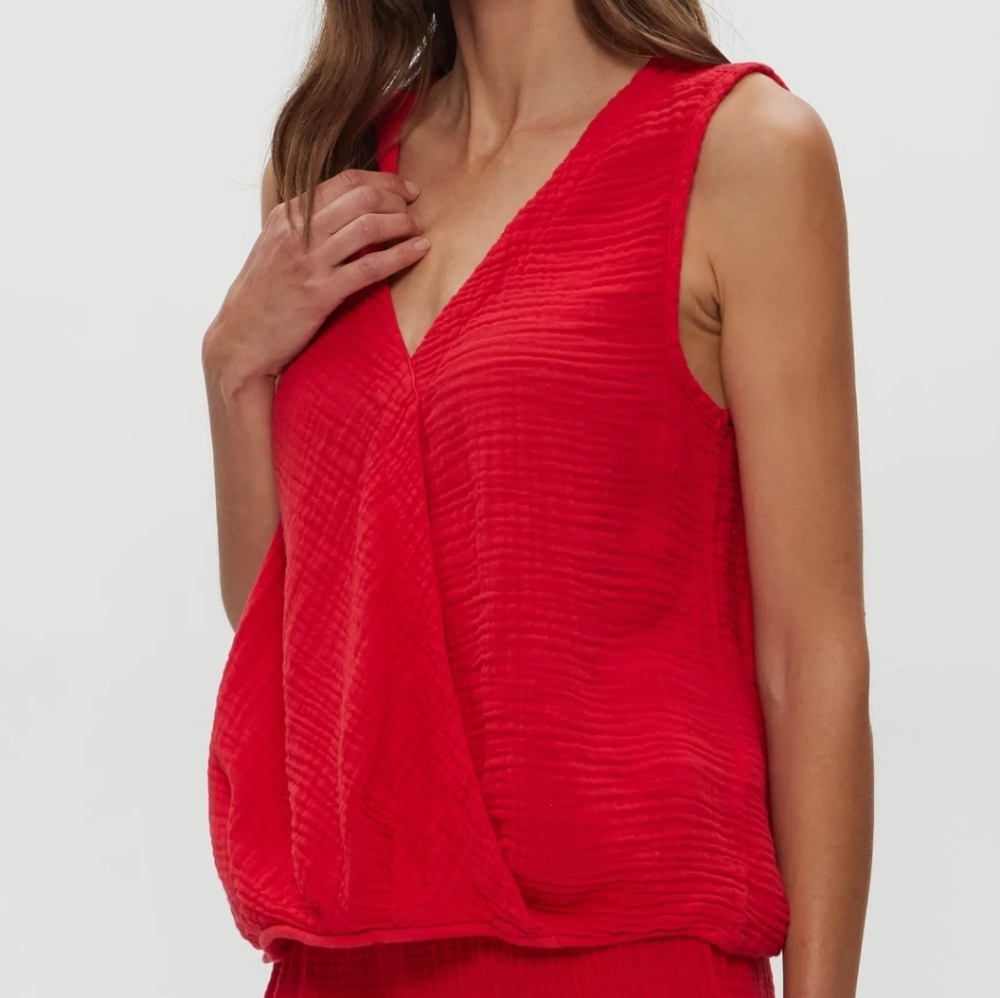 NWT Michael Stars Kate Gauze Surplice Tank size XS - Color Rumba
